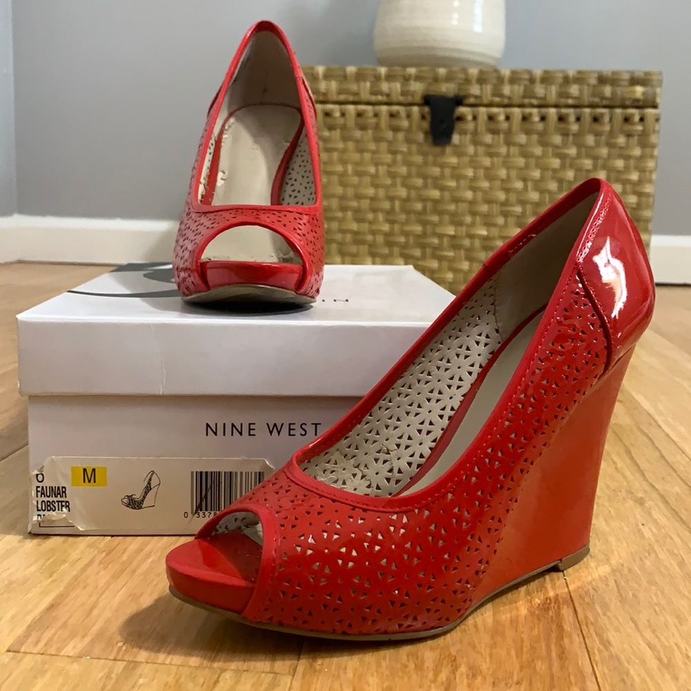 Nine West Faunar Lobster